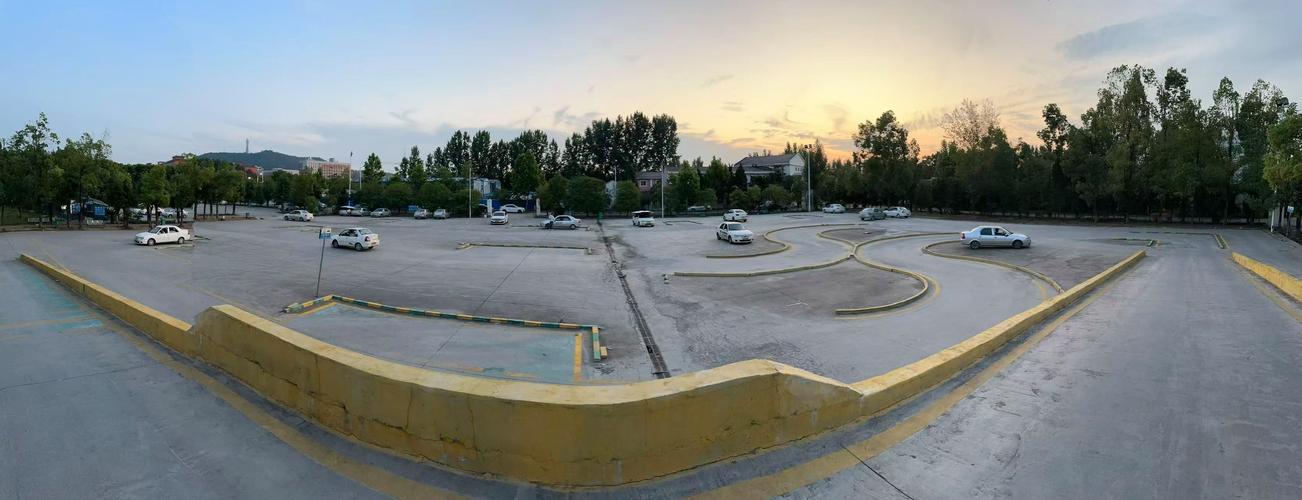 三镇通驾校训练场地
